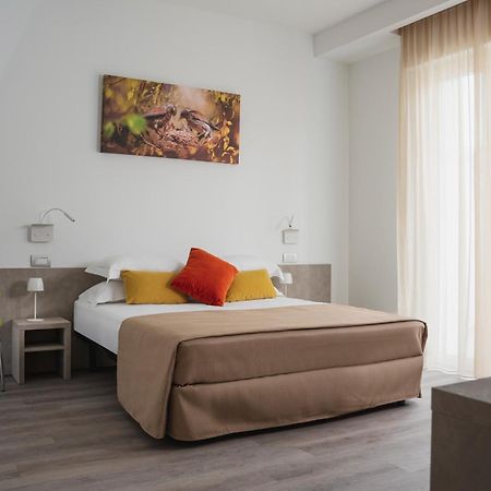 Nido Suite & Apartments Чезенатико Экстерьер фото