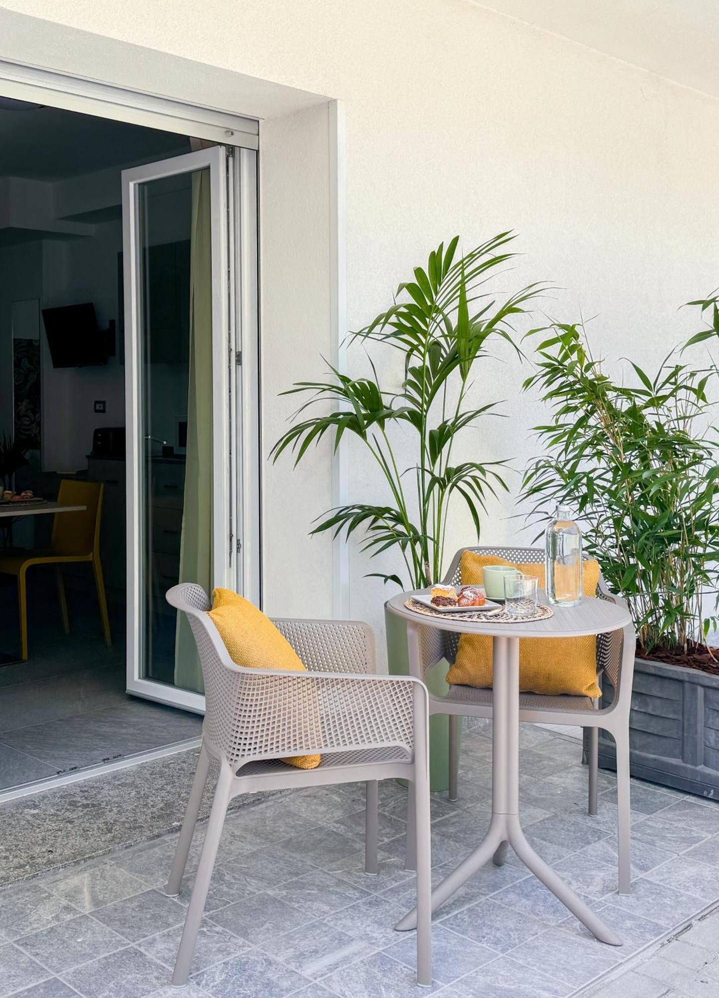 Nido Suite & Apartments Чезенатико Экстерьер фото