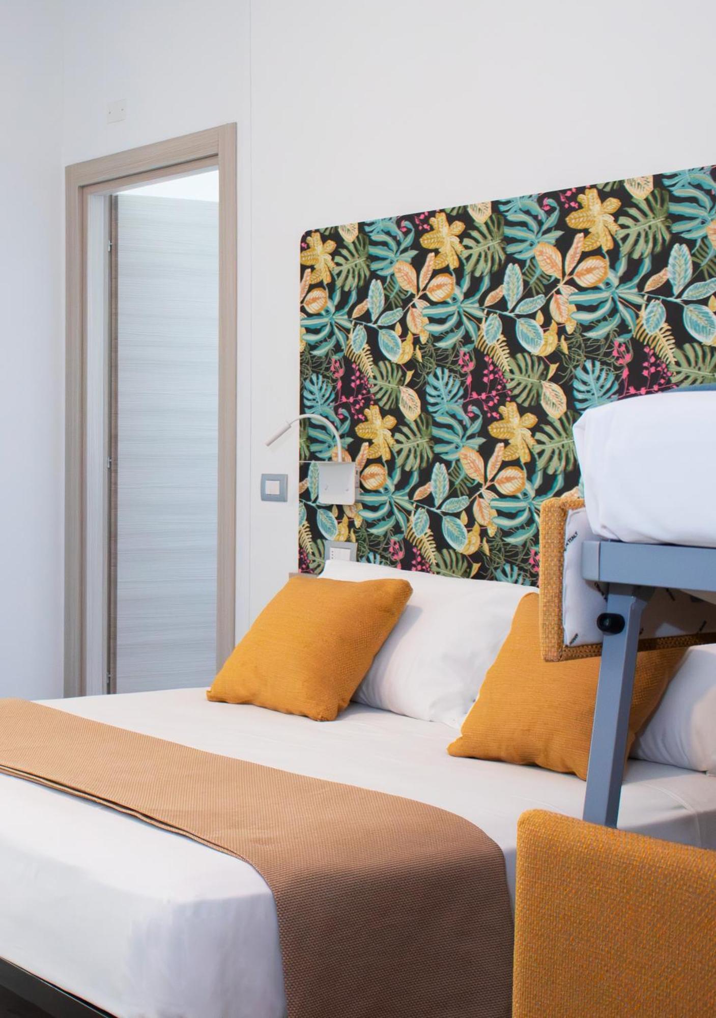 Nido Suite & Apartments Чезенатико Экстерьер фото